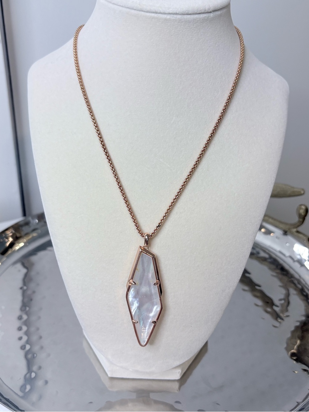 Kendra Scott Rose Gold Mother-of-Pearl Kite Pendant Necklace